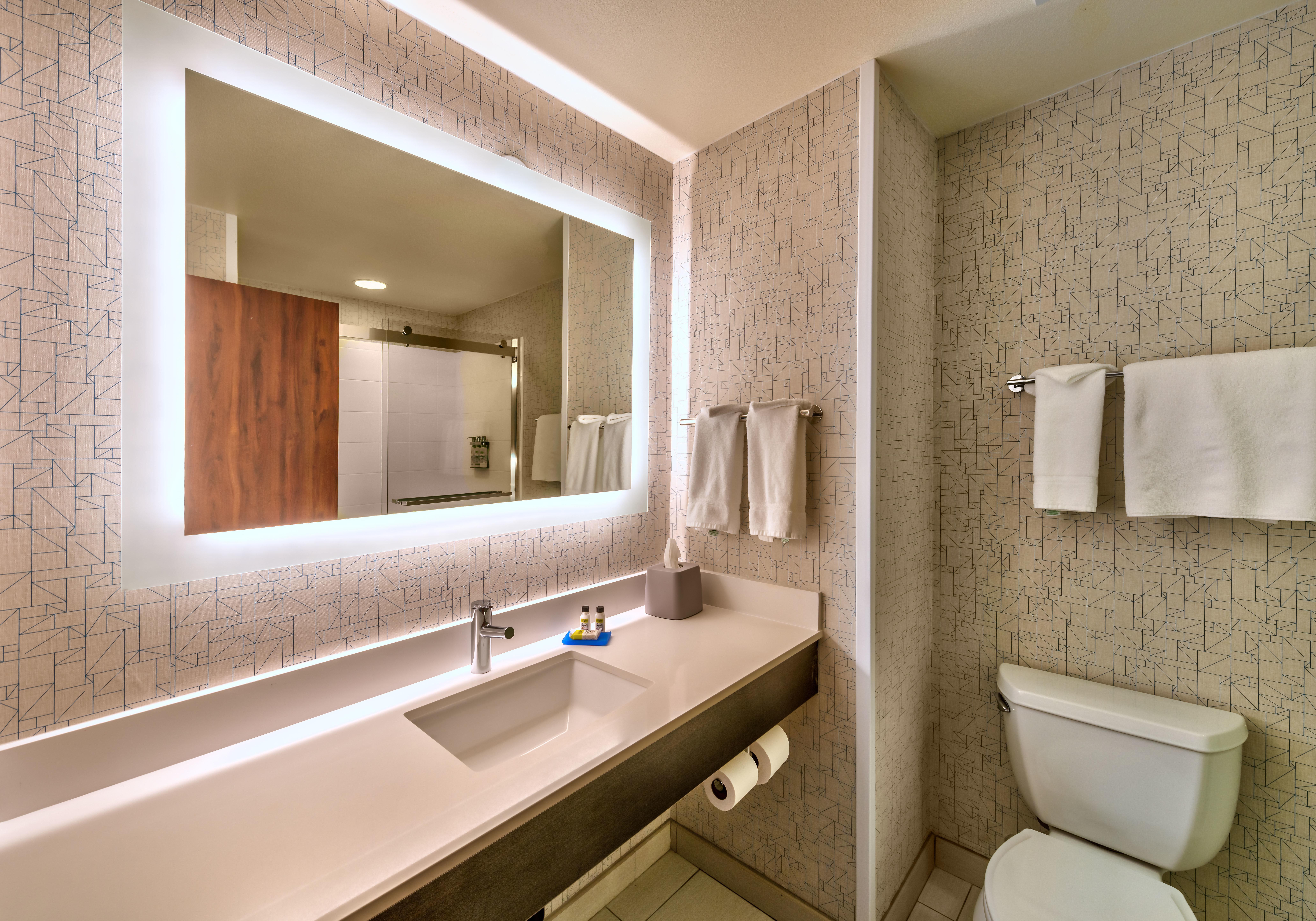 Holiday Inn Express Hotel & Suites Minden By Ihg Exterior photo
